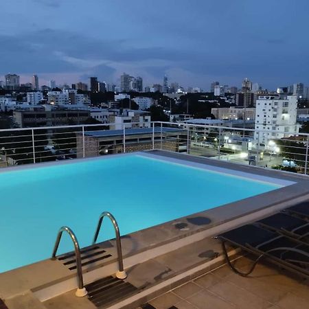Lincoln Suite Pool - Gym - Sauna サントドミンゴ エクステリア 写真