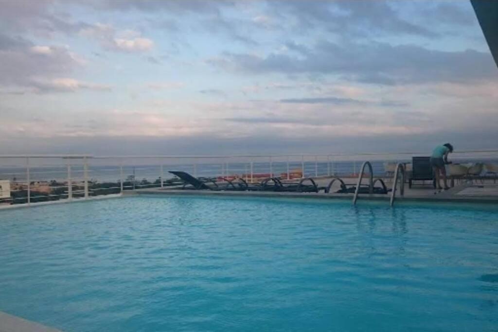 Lincoln Suite Pool - Gym - Sauna サントドミンゴ エクステリア 写真